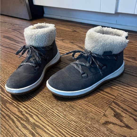 W7.5 uggs boots - Picture 1 of 7